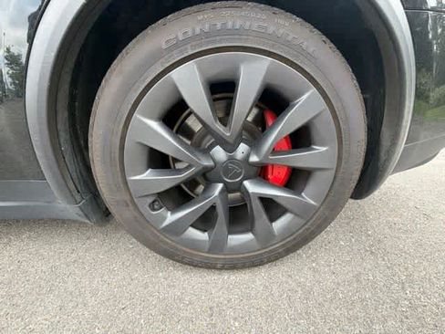 Used 2024 Tesla Model X Plaid AWD/4WD image 18