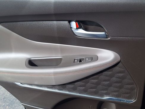 Used 2020 Hyundai Santa Fe Limited w/ Cargo Package image 13