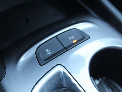 Used 2024 Chevrolet Malibu RS FWD image 29