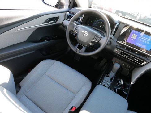 Certified 2026 Toyota Camry LE image 10