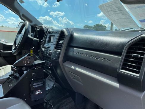 Used 2019 Ford F250 XL w/ Power Equipment Group RWD image 19