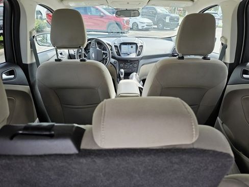 Used 2019 Ford Escape SE image 22
