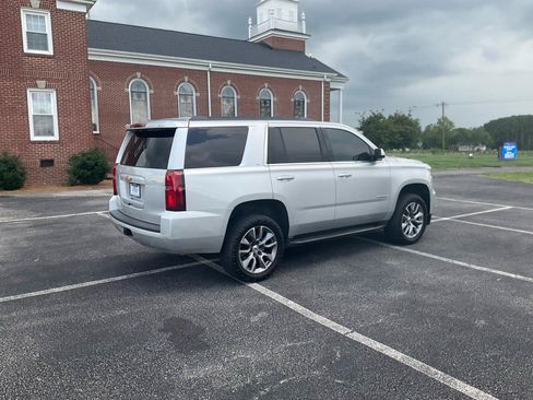 Used 2019 Chevrolet Tahoe LT AWD/4WD image 6