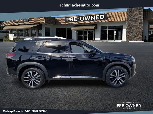 Used 2023 Nissan Pathfinder Platinum w/ Cargo Package AWD/4WD image 8