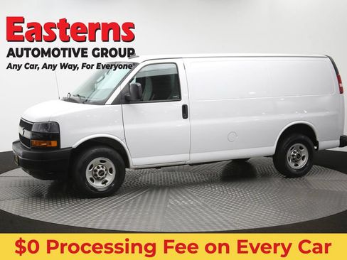 Used 2021 Chevrolet Express 2500 RWD image 50