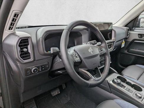 New 2025 Ford Bronco Sport Outer Banks w/ Outer Banks Tech Package+ AWD/4WD image 3