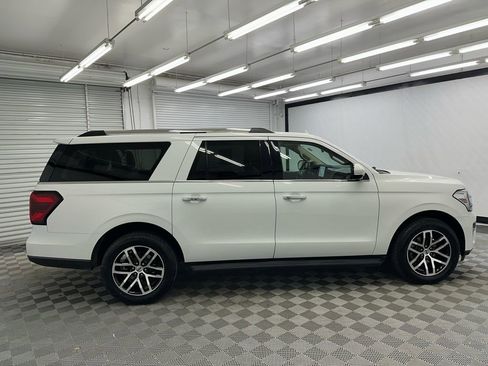 Used 2024 Ford Expedition Max Limited AWD/4WD image 6