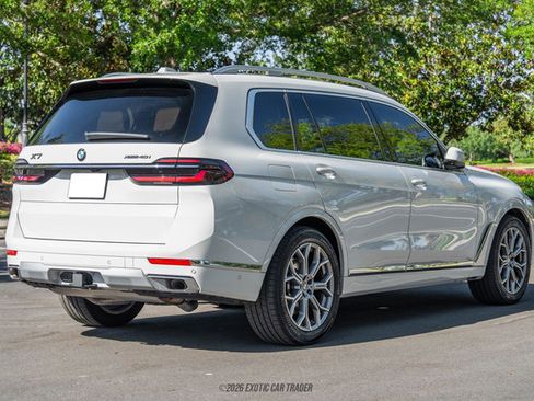 Used 2024 BMW X7 xDrive40i AWD/4WD image 8