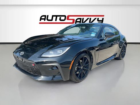 Used 2025 Toyota GR86 Premium RWD image 3
