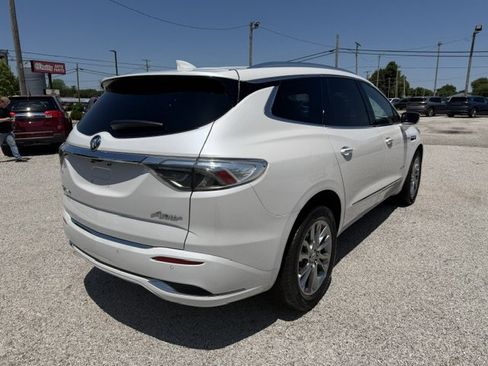 Used 2023 Buick Enclave Avenir w/ Avenir Technology Package AWD/4WD image 5