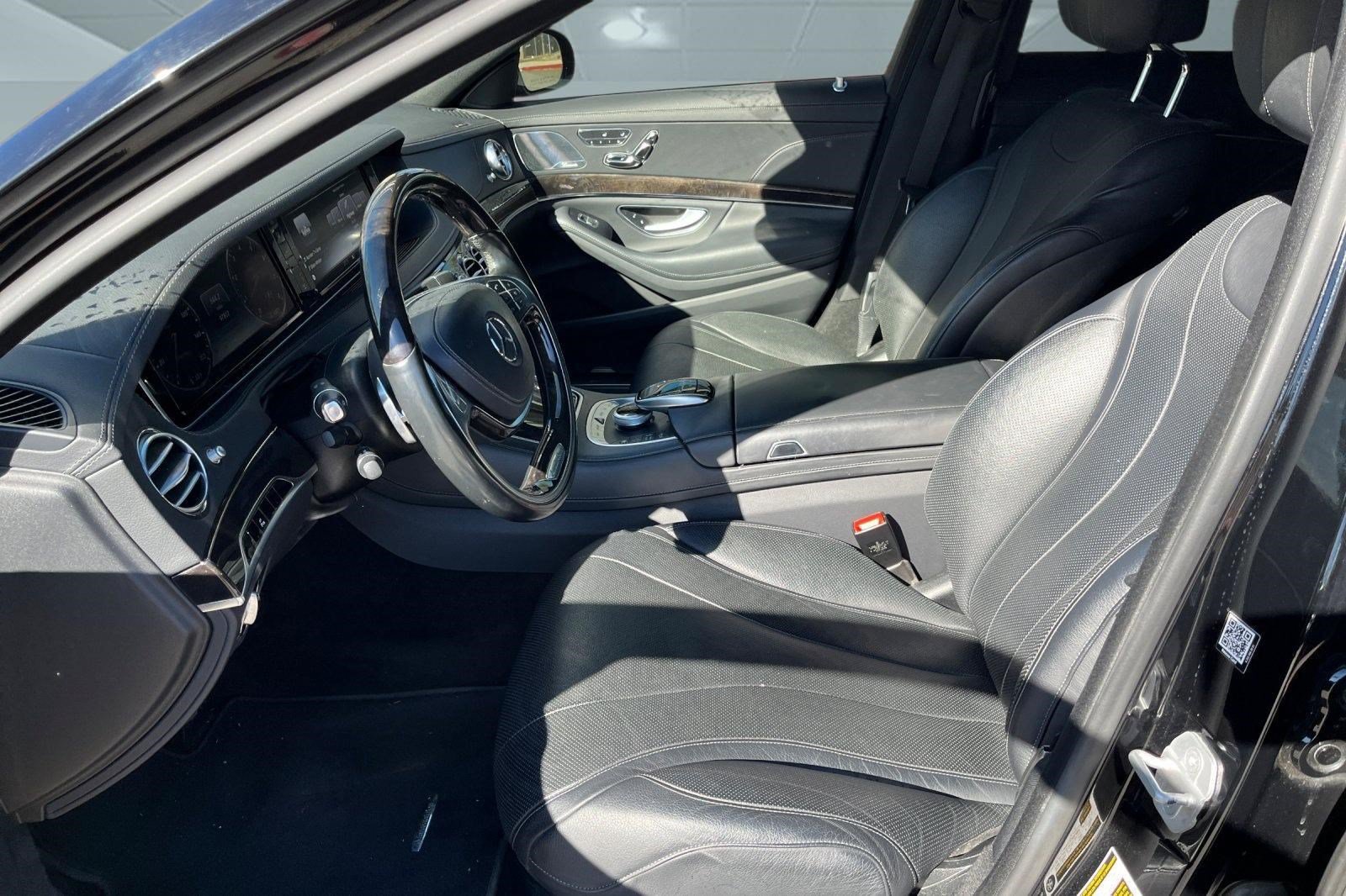 Used 2016 Mercedes-Benz S 550 Sedan image 3