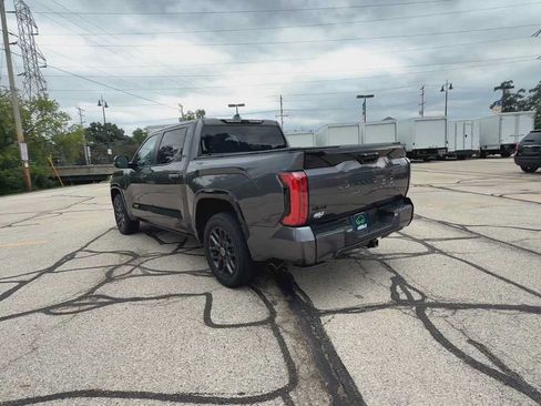Used 2024 Toyota Tundra Platinum AWD/4WD image 6