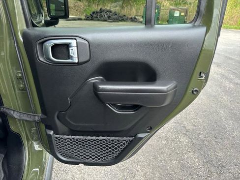 Certified 2021 Jeep Gladiator Mojave AWD/4WD image 26