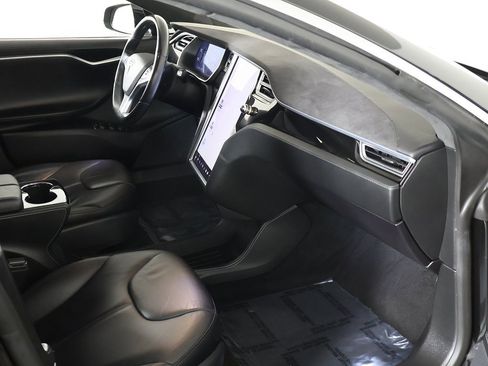 Used 2015 Tesla Model S 85D image 25