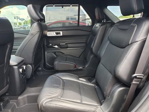 Used 2023 Ford Explorer ST w/ Equipment Group 401A AWD/4WD image 27
