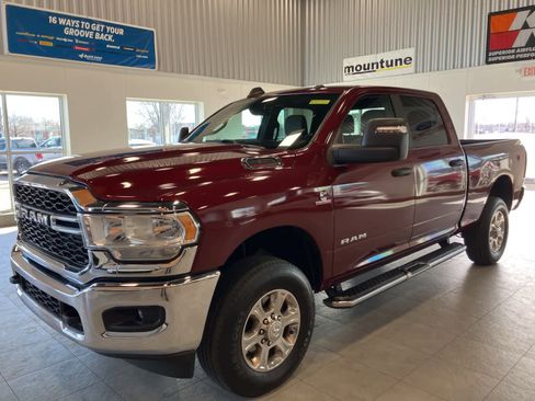 Used 2024 RAM 2500 Big Horn image 1