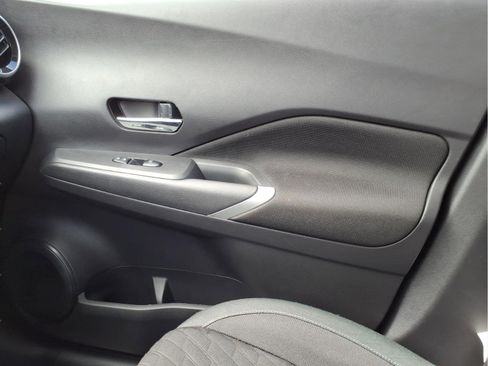 Used 2024 Nissan Kicks SV FWD image 26