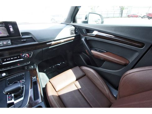 Used 2019 Audi Q5 2.0T Premium Plus AWD/4WD image 12