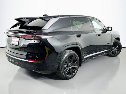 Used 2024 Jeep Wagoneer Launch Edition image 14