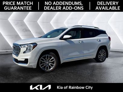 Used 2024 GMC Terrain Denali w/ Denali Premium Package