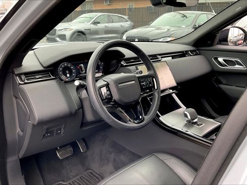 Used 2025 Land Rover Range Rover Velar Dynamic SE image 14