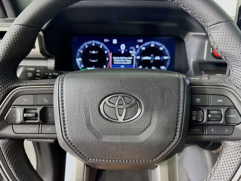 New 2025 Toyota Tacoma TRD Off-Road image 15