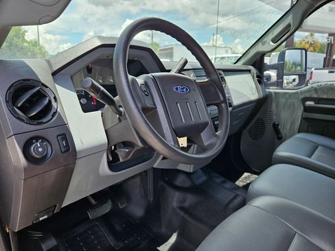 Used 2011 Ford F550 2WD Crew Cab Super Duty w/ Payload Upgrade Pkg image 10