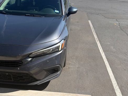 Used 2022 Honda Civic EX image 1