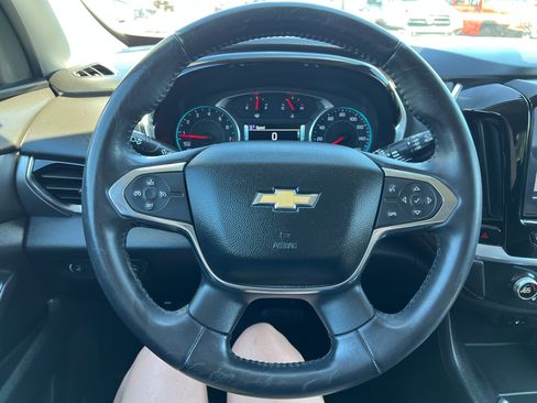 Used 2019 Chevrolet Traverse RS AWD/4WD image 13