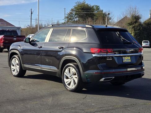 Used 2021 Volkswagen Atlas SE w/ Panoramic Sunroof Package image 24