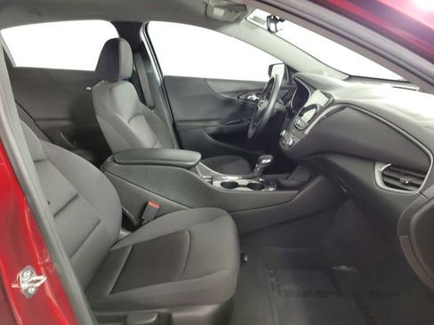Used 2023 Chevrolet Malibu RS image 17