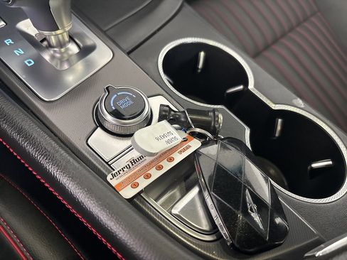 Used 2025 Genesis G70 3.3T Advanced image 20