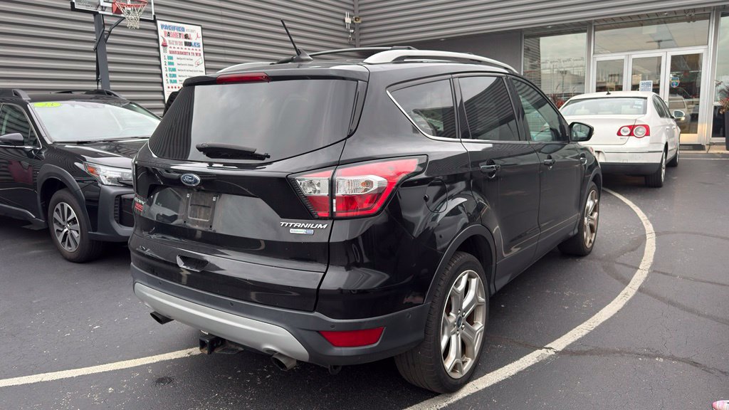 Used 2018 Ford Escape Titanium w/ Ford Safe & Smart Package AWD/4WD image 5