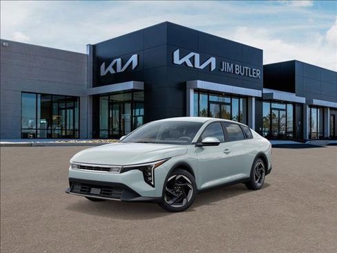 New 2026 Kia K4 EX image 1