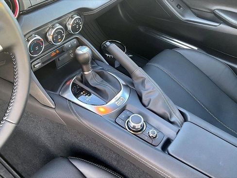 Certified 2024 MAZDA MX-5 Miata RF Grand Touring image 12