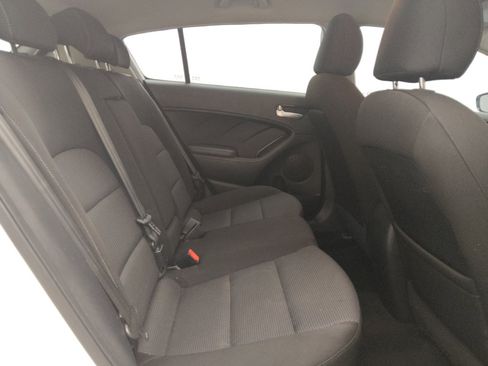 Used 2017 Kia Forte LX FWD image 19