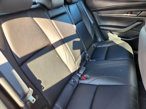 Certified 2025 MAZDA MAZDA3 s Sport image 15