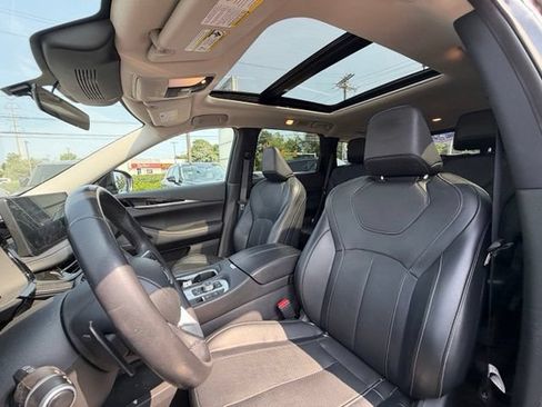 Certified 2023 INFINITI QX60 Pure AWD/4WD image 19