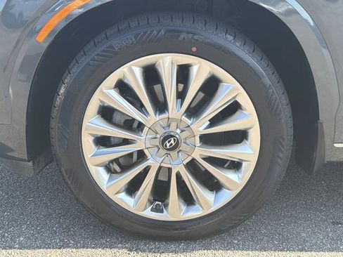 Used 2020 Hyundai Palisade Limited FWD image 13