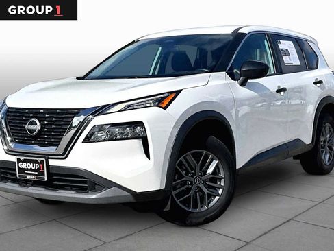 Used 2023 Nissan Rogue S FWD image 1
