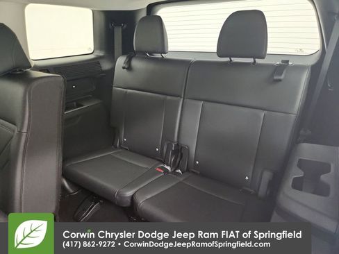 Used 2026 Hyundai Santa Fe SEL FWD image 29