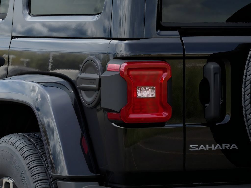 New 2025 Jeep Wrangler Unlimited Sahara AWD/4WD image 9