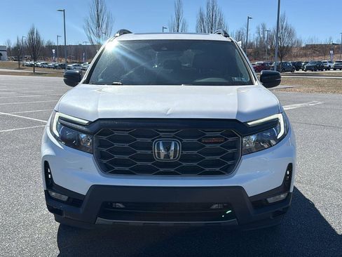 Used 2023 Honda Passport TrailSport image 15
