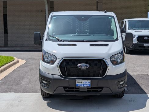 Used 2024 Ford Transit 250 Low Roof w/ Exterior Upgrade Package RWD image 2