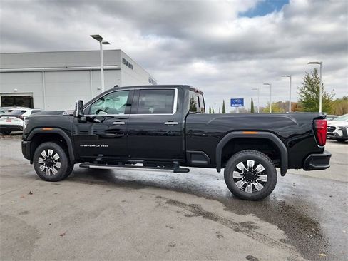 New 2026 GMC Sierra 2500 Denali w/ Denali Reserve Package image 9