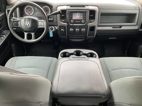 Used 2018 RAM 2500 Tradesman w/ Chrome Appearance Group image 9