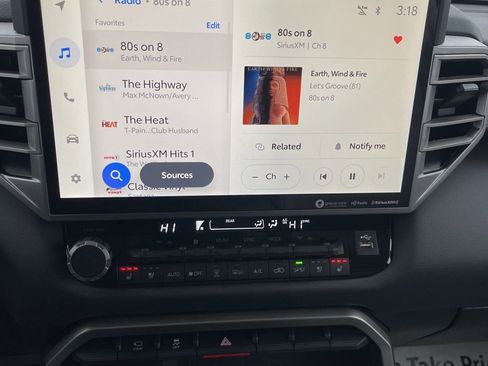 Used 2024 Toyota Sequoia Limited image 15