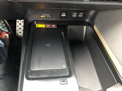 Certified 2025 Toyota Camry SE image 20