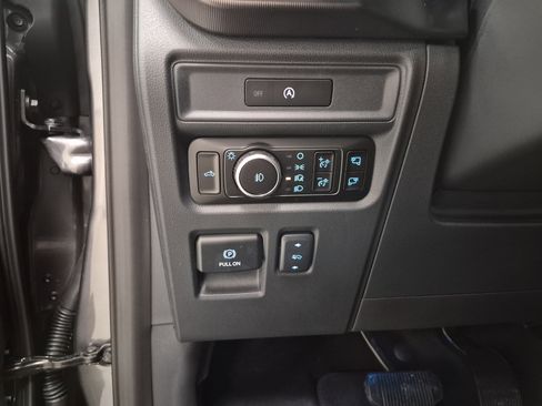 New 2025 Ford F150 Platinum image 24