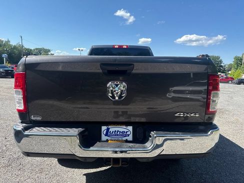 Used 2019 RAM 2500 Tradesman w/ Chrome Appearance Group AWD/4WD image 6